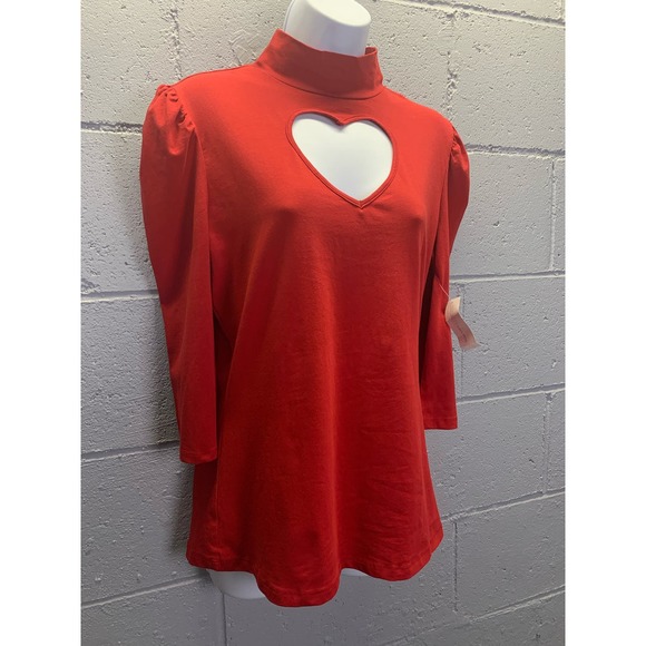 Red Heart  Peek A Boo Mock Turle Neck Long Sleeve Tee NWT - Picture 3 of 8